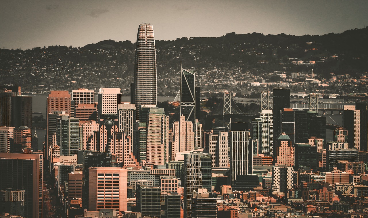 手更具競爭 手更具競爭